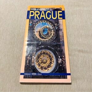 New Guide to Prague Travel Book by Edizioni KINA Illustrated Tourist Guide Italy